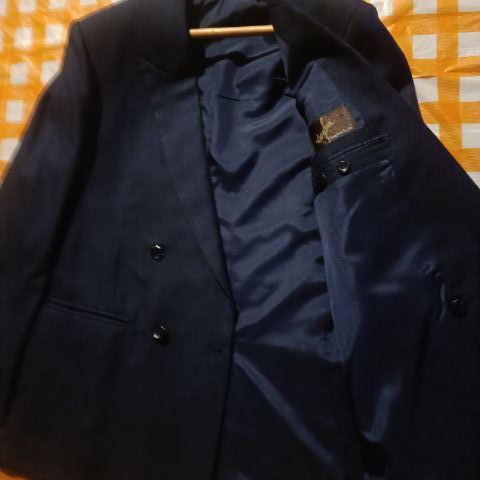 เสื้อสูทใหม่ สมสมัย สีกรม รูปที่ 2