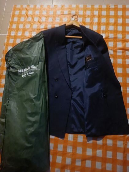 เสื้อสูทใหม่ สมสมัย สีกรม รูปที่ 3