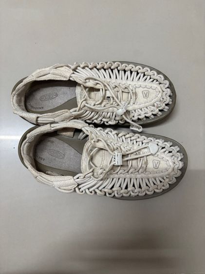 รองเท้า keen