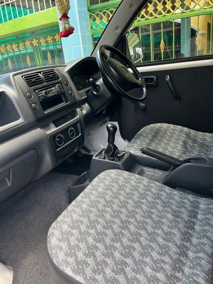 รถ Suzuki Carry 1.6 สี ขาว
