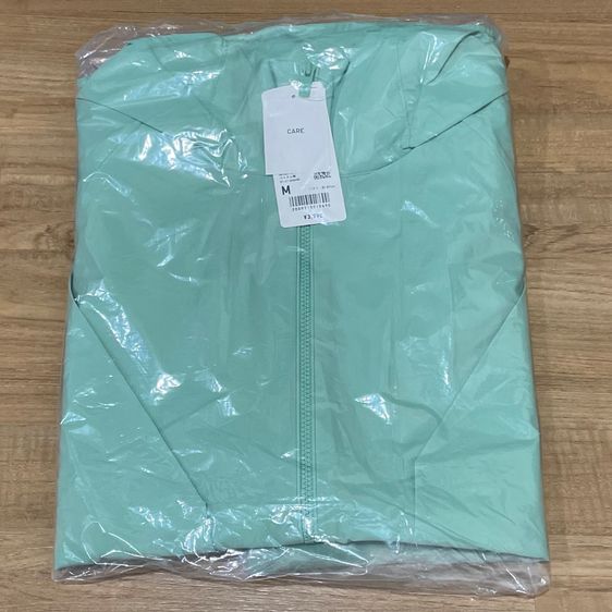 พร้อมส่ง Uniqlo เสื้อกัน UV กันน้ำ Nano design สีเขียว SizeS-M ของแท้จาก Uniqlo ญี่ปุ่น รูปที่ 6