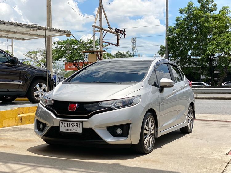 Honda Jazz 2015 1.5 SV Sedan เบนซิน ไม่ติดแก๊ส เกียร์อัตโนมัติ บรอนซ์เงิน รูปที่ 4