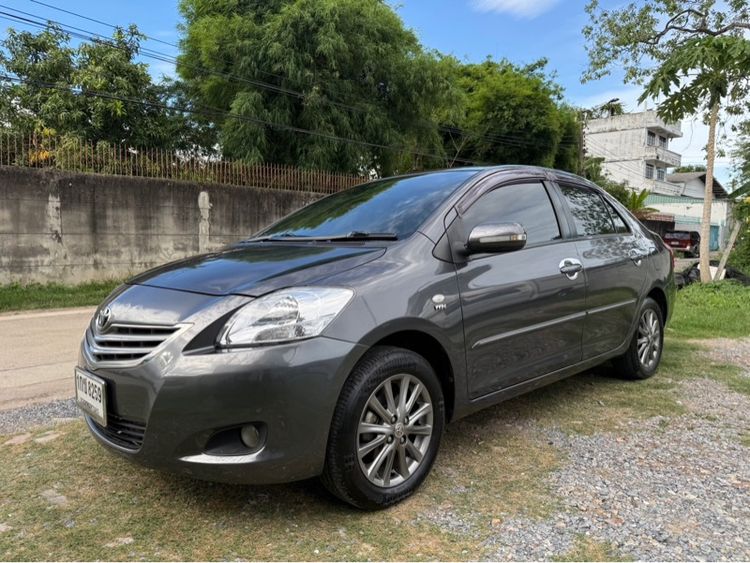 รถ Toyota Vios 1.5 E สี เทา