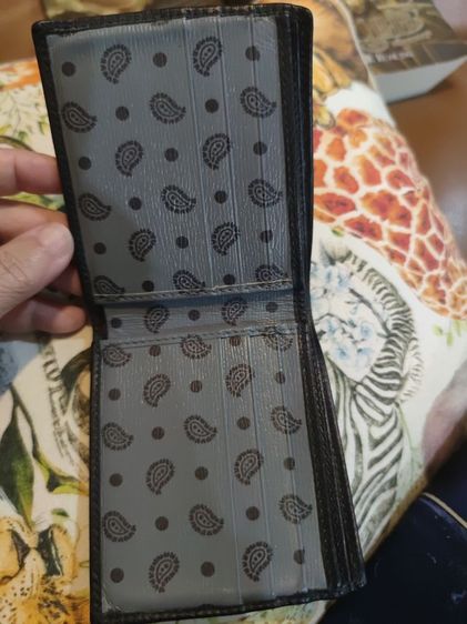กระเป๋าตังค์Gucci bifold wallet รูปที่ 2