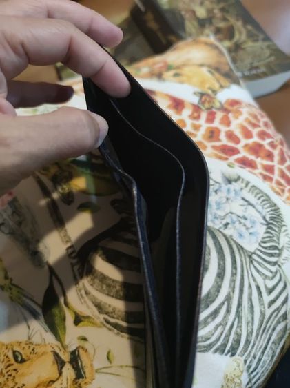 กระเป๋าตังค์Gucci bifold wallet รูปที่ 7