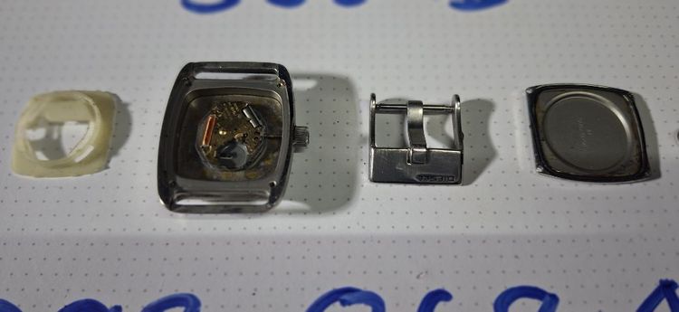 ขาย นาฬิกา DIESEL เรือนเล็ก สายมันขาดครับ