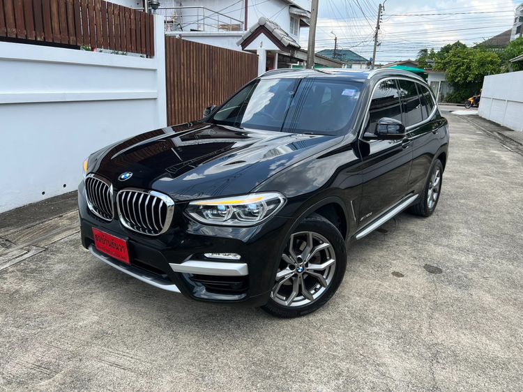 รถ BMW X3 2.0 xDrive20d Highline 4WD สี ดำ