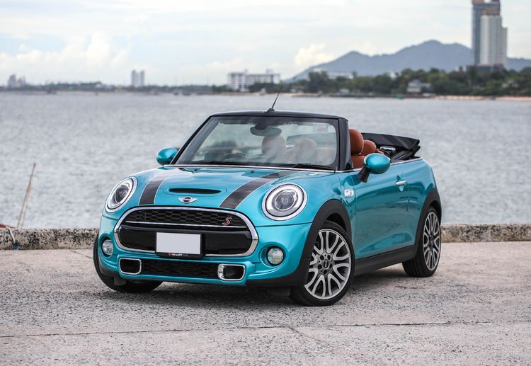 รถ Mini CONVERTIBLE 2.0 S สี ฟ้า