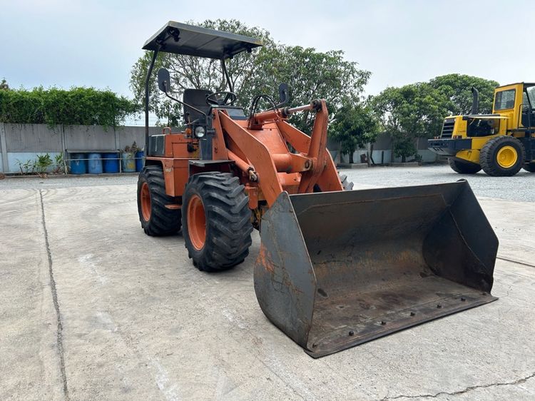 รถตักล้อยาง MITSUBISHI รุ่น WS300A บุ้งกี๋ 0.5 คิว  รถเก่านอกนำเข้า  รูปที่ 6