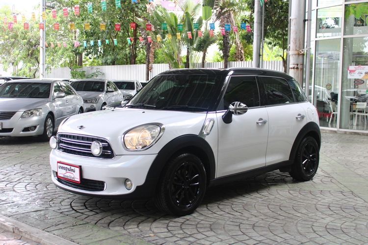 รถ Mini COUNTRYMAN 1.6 สี ขาว