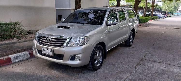รถ Toyota Hilux Vigo Champ Double Cab 2.5 E VNT สี เทา