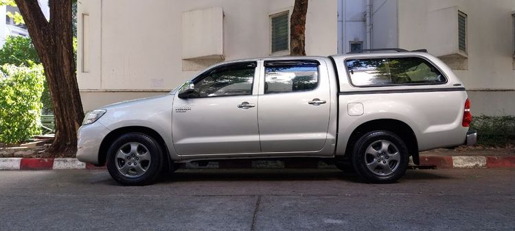 Toyota Hilux Vigo Champ 2014 Double Cab 2.5 E VNT Pickup ดีเซล ไม่ติดแก๊ส เกียร์ธรรมดา เทา รูปที่ 3