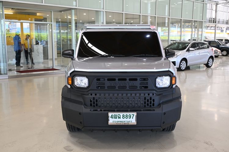 Toyota Hilux Vigo Champ 2024 2.4 LWB C&C Pickup ดีเซล ไม่ติดแก๊ส เกียร์ธรรมดา เทา รูปที่ 2