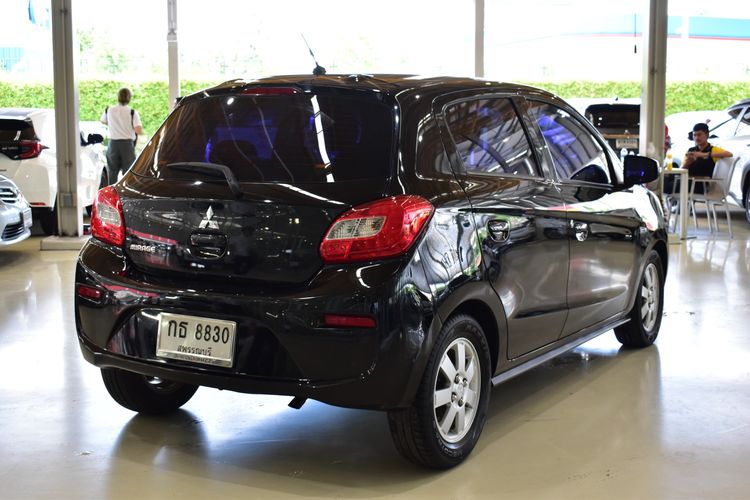 Mitsubishi Mirage 2018 1.2 GLX Sedan เบนซิน ไม่ติดแก๊ส เกียร์อัตโนมัติ ดำ รูปที่ 4