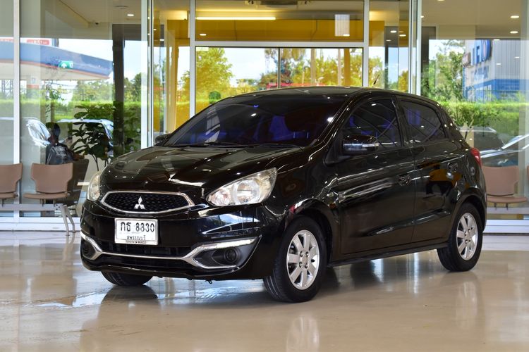รถ Mitsubishi Mirage 1.2 GLX สี ดำ