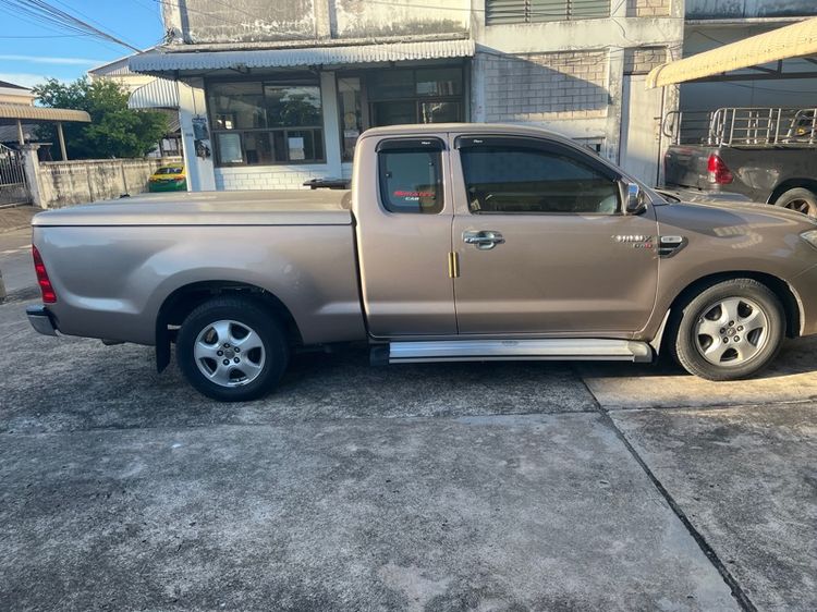 Toyota Hilux Vigo 2010 2.5 G Pickup ดีเซล ไม่ติดแก๊ส เกียร์ธรรมดา น้ำตาล รูปที่ 4