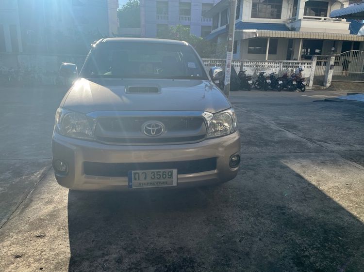 Toyota Hilux Vigo 2010 2.5 G Pickup ดีเซล ไม่ติดแก๊ส เกียร์ธรรมดา น้ำตาล รูปที่ 3