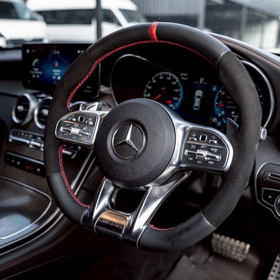 Mercedes-Benz GLC-Class 2023 GLC43 Sedan เบนซิน ขาว รูปที่ 3