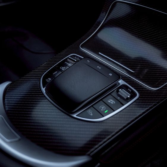 Mercedes-Benz GLC-Class 2023 GLC43 Sedan เบนซิน ขาว รูปที่ 4