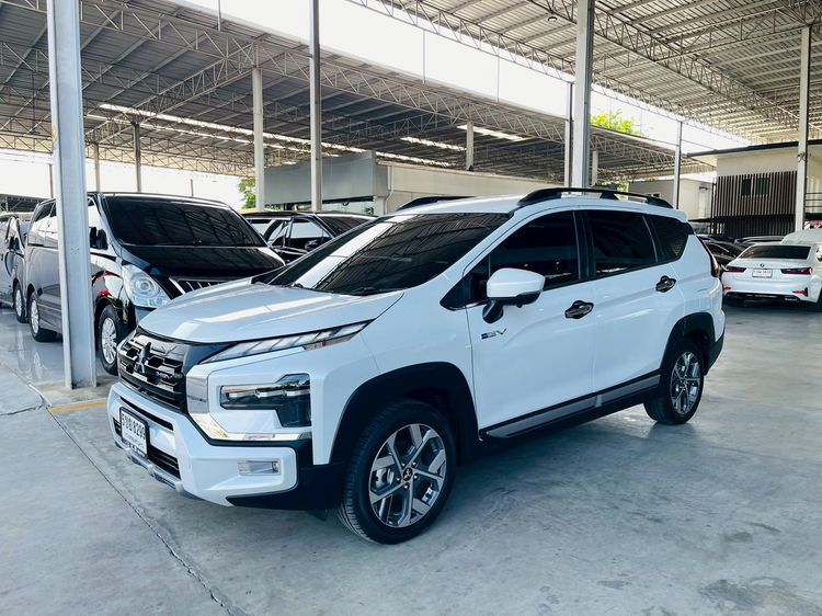 รถ Mitsubishi Xpander 1.6 HEV สี ขาว