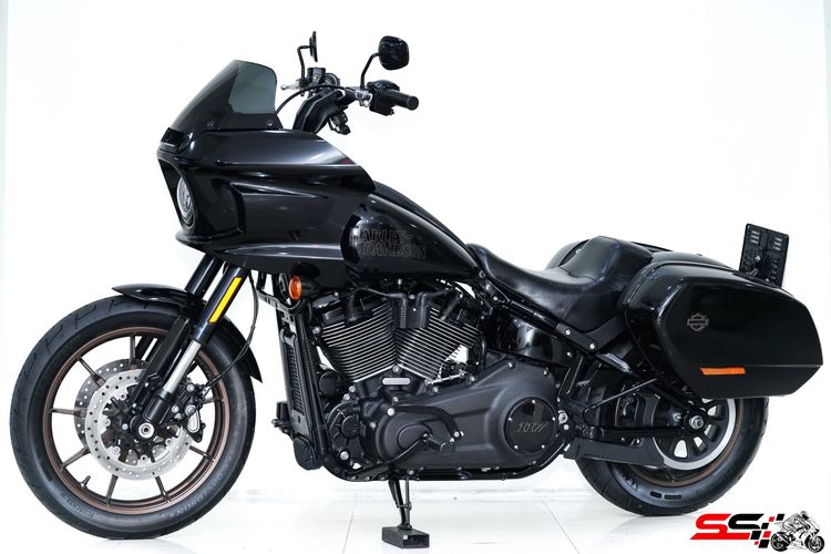 HARLEY DAVIDSON SOFTAIL LOW RIDER ST 117 Vivid Black ปี2023 มือเดียว รถสวยมาก ฟรีดาวน์ ออกรถไม่ต้องใช้เงิน ราคาเร้าใจ รูปที่ 3