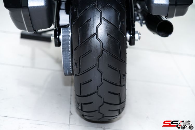 HARLEY DAVIDSON SOFTAIL LOW RIDER ST 117 Vivid Black ปี2023 มือเดียว รถสวยมาก ฟรีดาวน์ ออกรถไม่ต้องใช้เงิน ราคาเร้าใจ รูปที่ 12