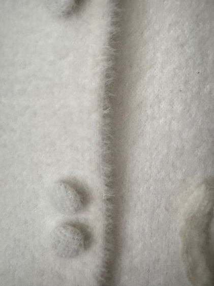 Brush Mohair Sweater in Total White One Size with frontal pockets รูปที่ 6