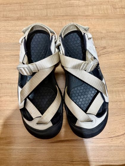 รองเท้า Keen รูปที่ 8