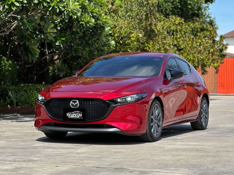 รถ Mazda Mazda3 2.0 SP สี แดง