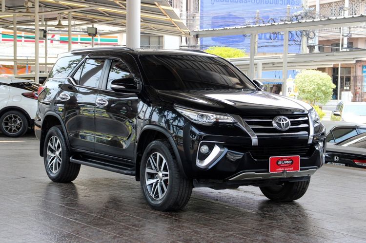 Toyota Fortuner 2016 2.4 V Utility-car ดีเซล ไม่ติดแก๊ส เกียร์อัตโนมัติ ดำ รูปที่ 3