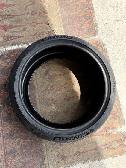Michelin Pilot Sport 4s 245-35-20