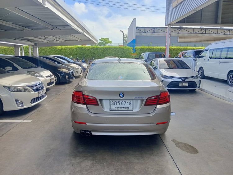BMW Series 5 2013 528i Sedan เบนซิน ไม่ติดแก๊ส เกียร์อัตโนมัติ น้ำตาล รูปที่ 4