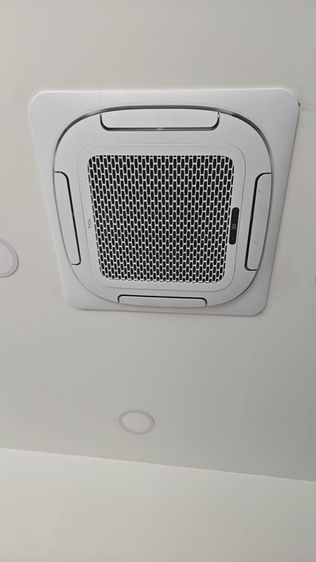 แอร์ติดผนัง เป็นระบบอินเวอร์เตอร์     แอร์ฝังฝ้า 4 ทิศทาง TCL      TCL Ceiling Cassette Air Conditioner