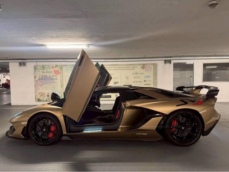 Lamborghini Aventador 2021 6.5 LP700 4 4WD Sedan เบนซิน ไม่ติดแก๊ส เกียร์อัตโนมัติ บรอนซ์ทอง รูปที่ 4