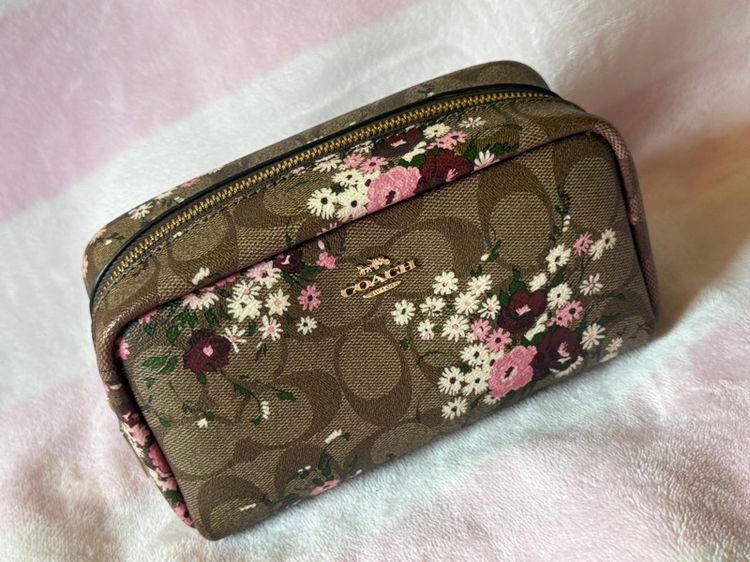 ไม่ระบุ น้ำตาล ผ้าใบ coach กระเป๋าใส่เครื่องสำอางค์