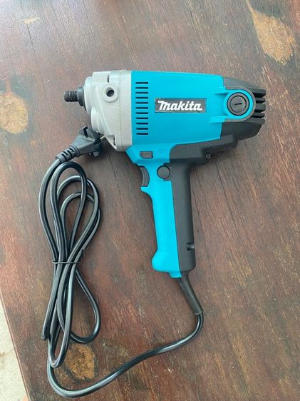 เครื่องขัดเงา Makita