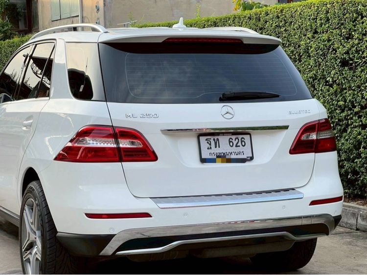 Mercedes-Benz ML-Class 2015 ML250 CDI Utility-car ดีเซล ไม่ติดแก๊ส เกียร์อัตโนมัติ ขาว รูปที่ 2