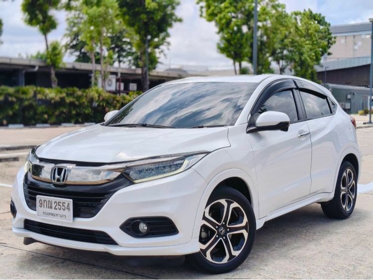 รถ Honda HR-V 1.8 EL สี ขาว