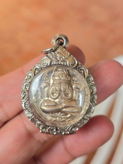 พระแบ่งปันราคาชาวบ้านไม่ได้อิงตลาดพระ ดูที่พอใจ