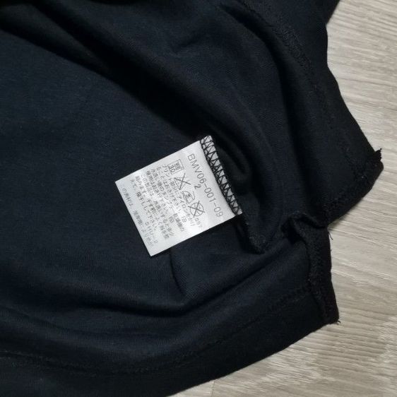 เสื้อยืดคอวี​ BURBERRY​ รูปที่ 6