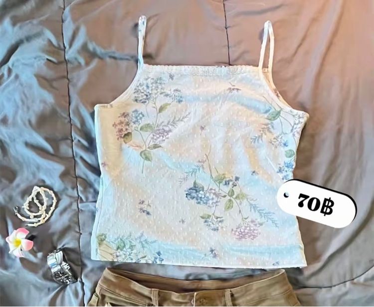 เสื้อสายเดี่ยวลายดอกไม้