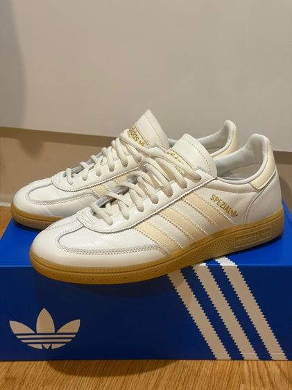 รองเท้าadidas เบอร์7