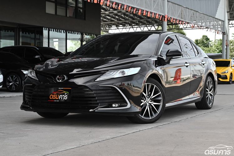 รถ Toyota Camry 2.5 Premium สี ดำ