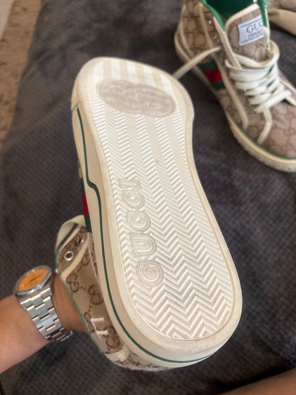 รองเท้า Gucci รูปที่ 8