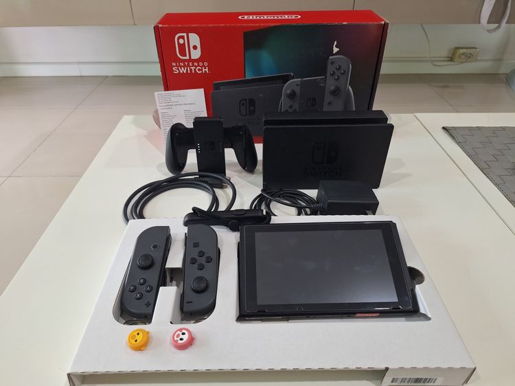 เครื่องเล่นเกมส์ Nintendo Switch 