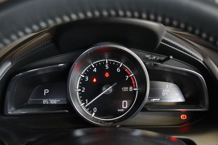 Mazda Mazda 2 2019 1.3 High Connect Sedan เบนซิน ไม่ติดแก๊ส เกียร์อัตโนมัติ แดง รูปที่ 4