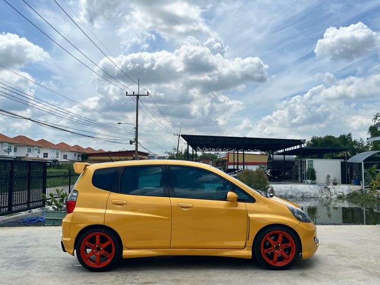 Honda Jazz 2006 1.5 S i-DSi Sedan เบนซิน ไม่ติดแก๊ส เกียร์อัตโนมัติ เหลือง รูปที่ 4