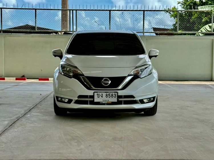 Nissan Note 2018 1.2 V Sedan เบนซิน ไม่ติดแก๊ส เกียร์อัตโนมัติ ดำ รูปที่ 2
