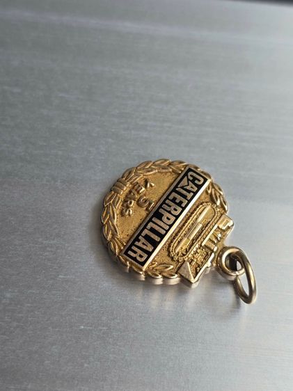 จี้งานนอก 10k USA CATERPILLAR 5 YEAR งานนอกแท้ น้ำหนักรวม 3.3กรัม  รูปที่ 5