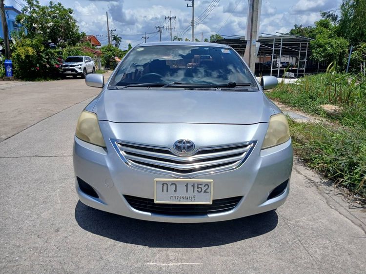 รถ Toyota Vios 1.5 J สี เทา